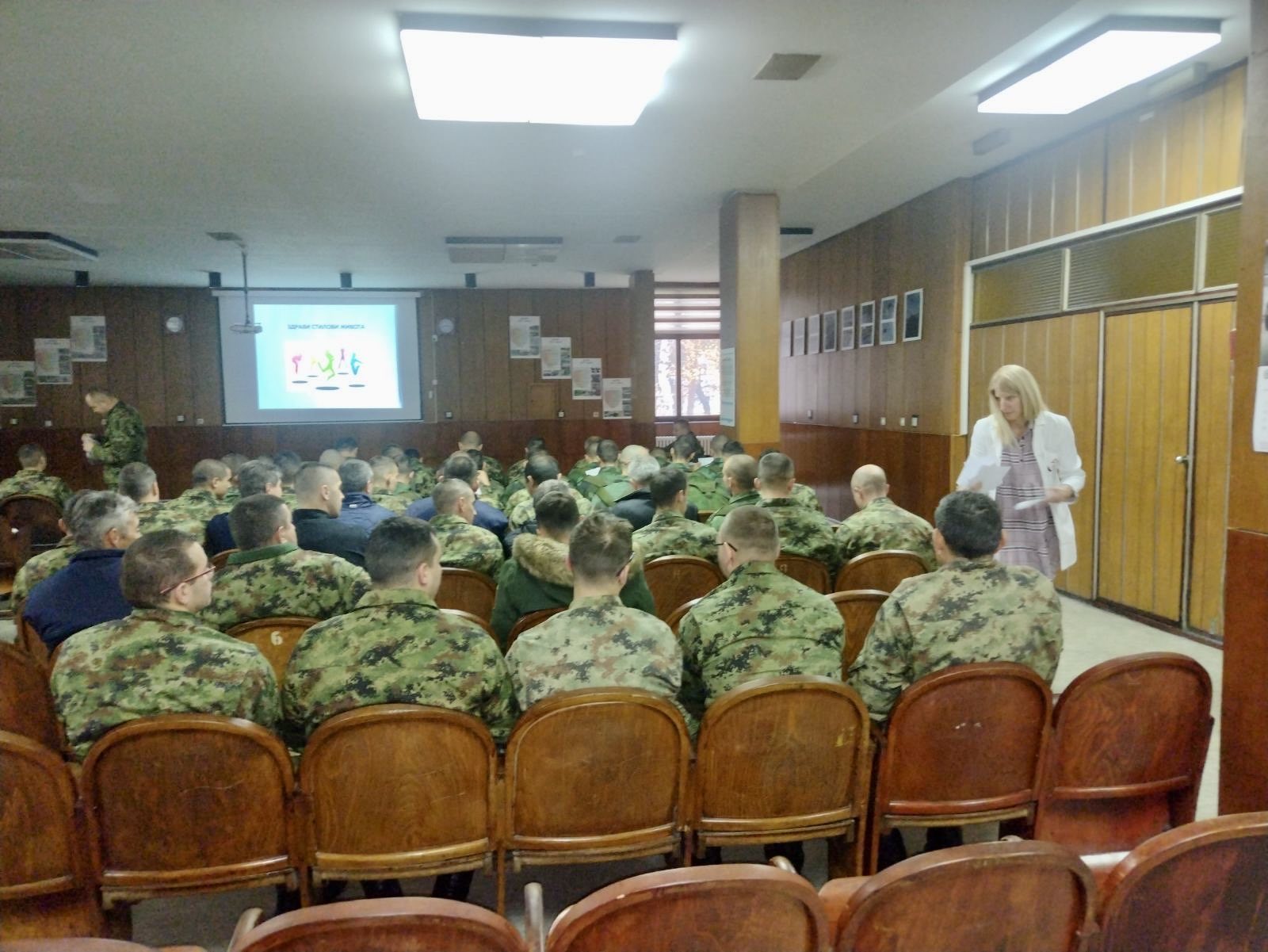 Dom zdravlja Gornji Milanovac Tim za promotivne aktivnosti povodom meseca muškog zdravlja obišao kasarnu Vojvoda Radomir Putnik