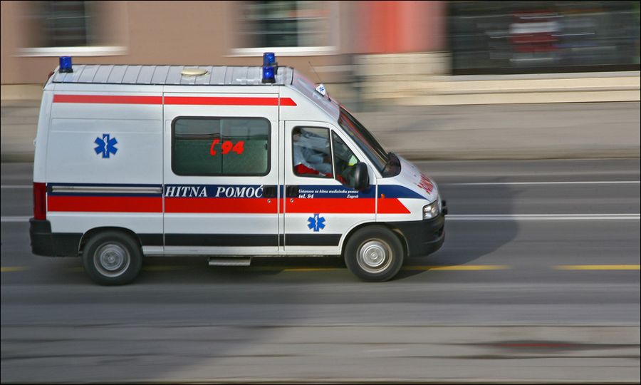 dom zdravlja saveti doma zdravlja Prehospitalni oblik  hitne pomoći ostvaruje se na primarnom nivou zravstvene zaštite preko Domova zdravlja i Zavoda za hitnu medicinsku pomoć