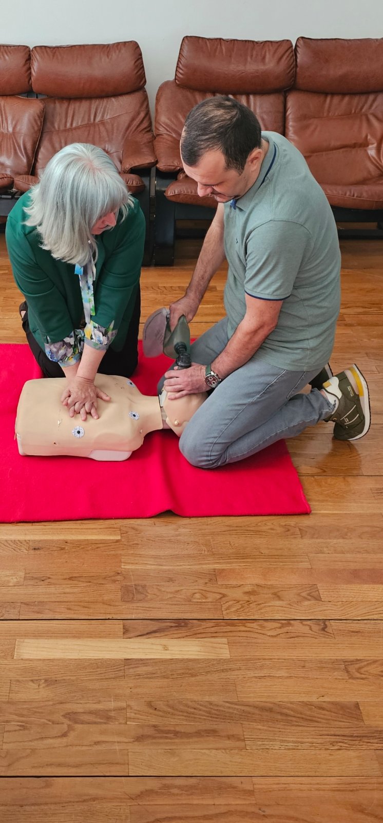 Održana edukacija stomatologa dom zdravlja gornji milanovac